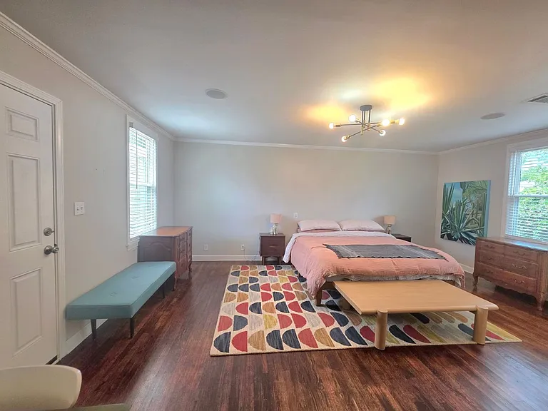 1010 E Maxwell St — Photo 11