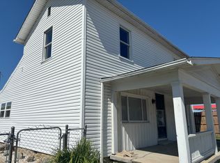 29 S State St, Phillipsburg, OH 45354