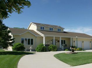 2310 Prospect Ave, Aberdeen, SD 57401