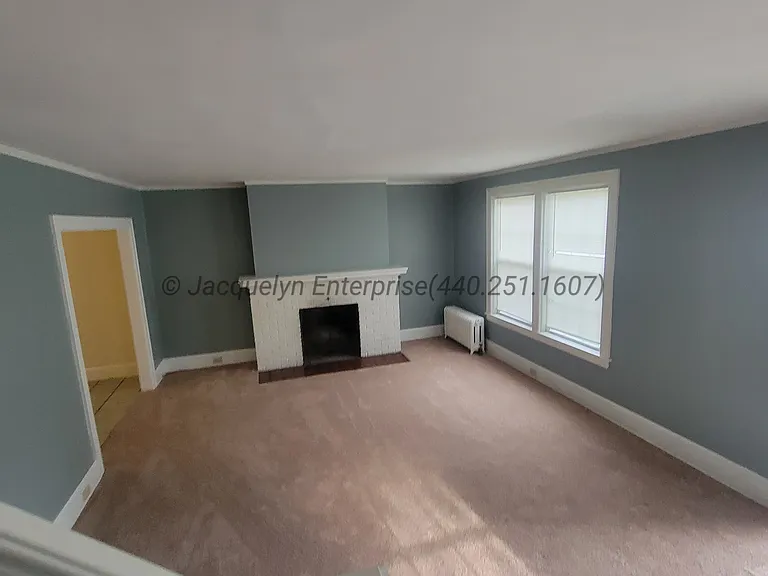 927 Bunker Hill Rd — Photo 1