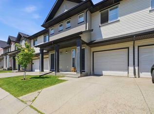 124 S Everridge Gdns SW, Calgary, AB T2Y0G9