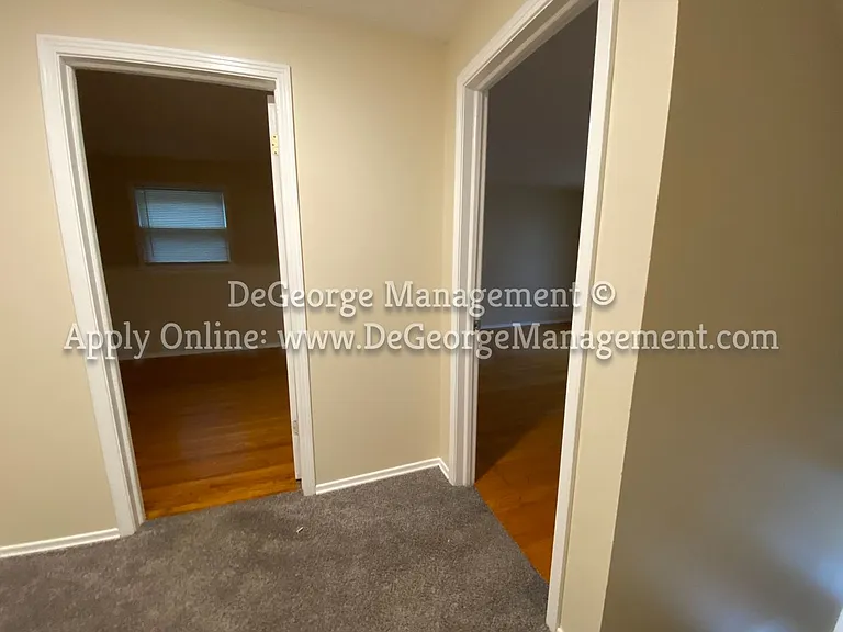 Sterling Square Townhomes — Photo 33