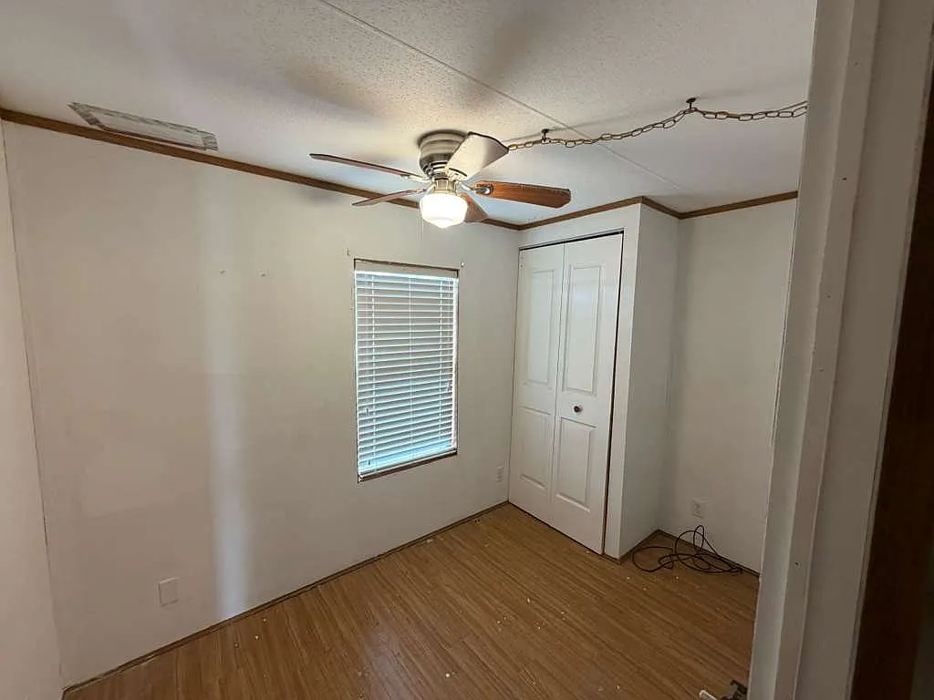 1 bed, 500 sqft, $990 — Photo 4