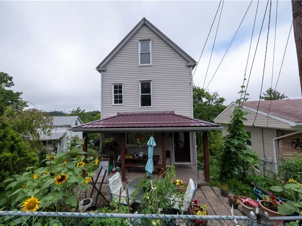 1362 E Maiden St, Washington, PA 15301
