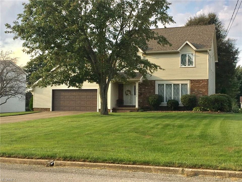 1st image of 3050 Saginaw Dr