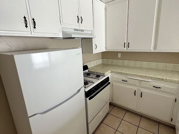 5th image of 4263 42nd St Unit 1-8