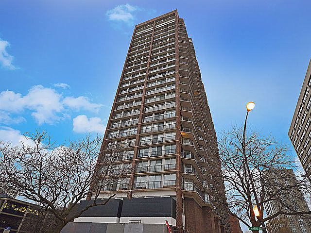 1st image of 4170 N Marine Dr APT 5C