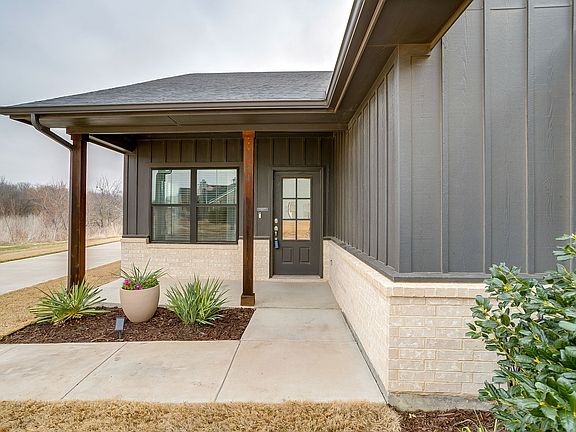 4th image of 544 Ryer Trl