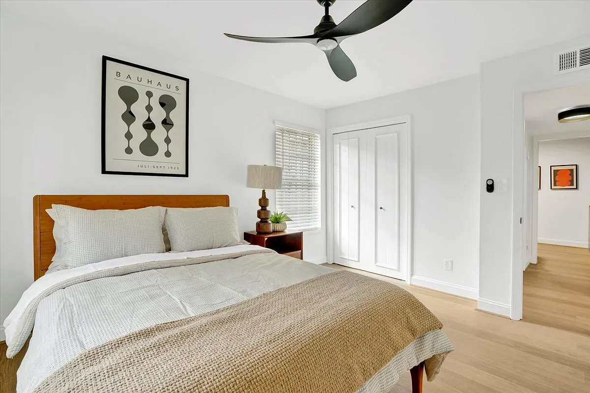 2 bed, $2,750 — Photo 4