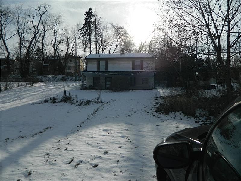 2nd image of 82 Glenbury St