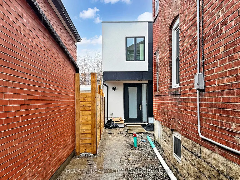 178 Atlas Ave #GARDEN — Photo 40