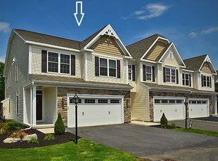 1 Andriana Ln, Albany, NY 12204