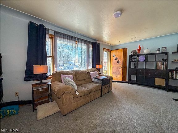 4th image of 778 Edenridge Dr