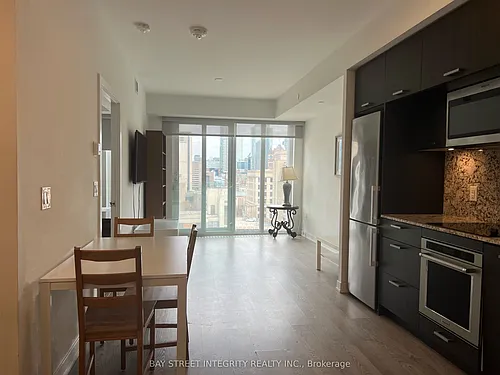 50 McCaul St Photo 1