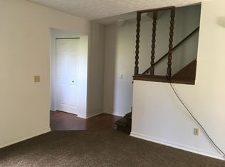 913 Perry Dr NW, Canton, OH 44708