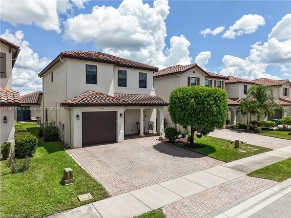 5392 Cameron Dr, Immokalee, FL 34142