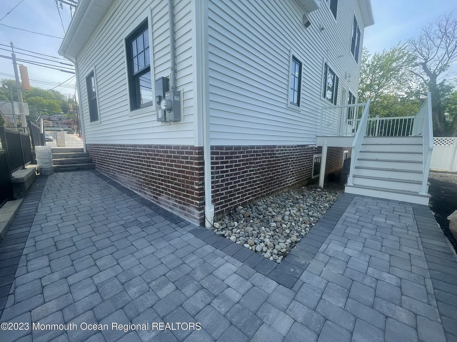 2 bed, 3.5 bath, 1154 sqft, $4,100 — Photo 2