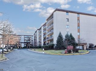 521 Piermont Ave #403A, River Vale Twp., NJ 07675