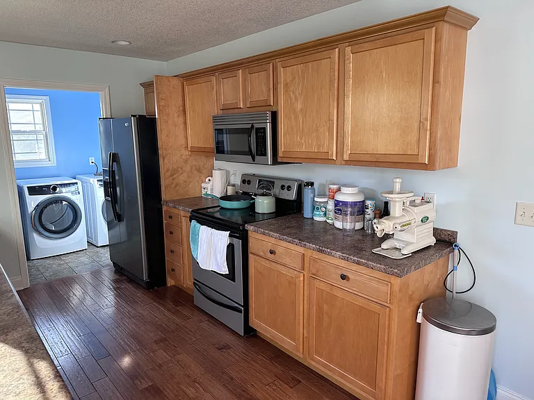 240 Eagle View Ln — Photo 6