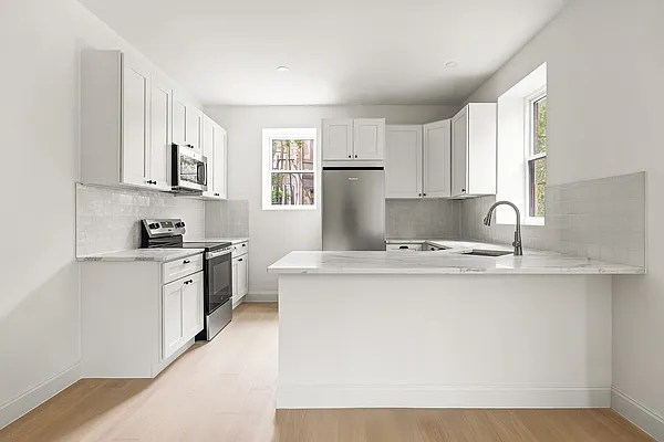 Kitchen, photo 1