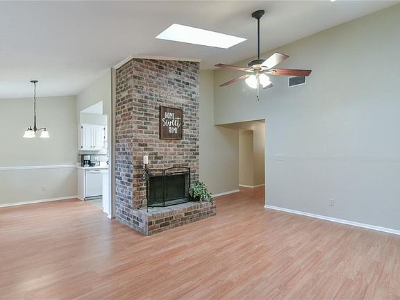 4th image of 2400 Rock Haven St