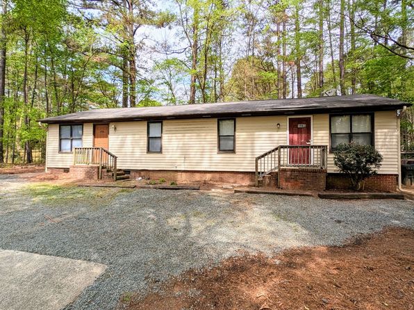 196 Forsythia Ct #A