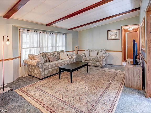 5th image of 12 Church St #12