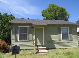 1312 15th St, Huntsville, TX 77340