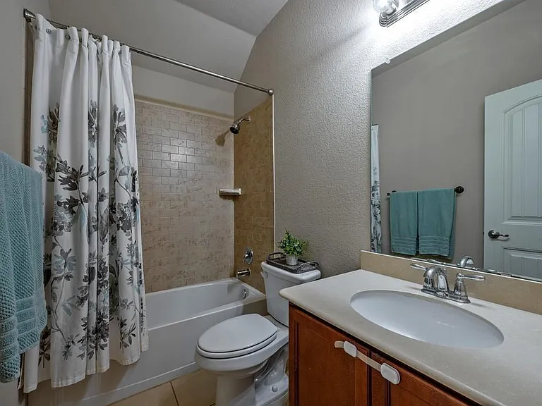 2413 Michelle Creek Dr — Photo 20