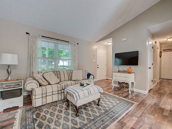 5th image of 4412 Balraj Ln