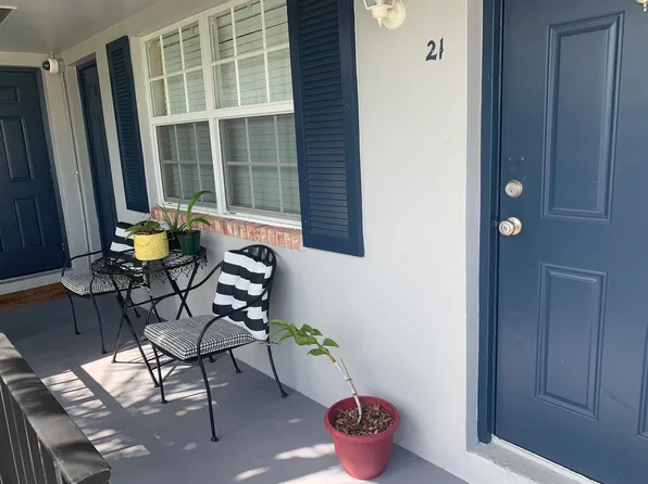 2701 Middle River Dr APT 21, Fort Lauderdale, FL 33306