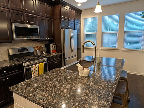 5th image of 2500 Normandy Rd Unit 20