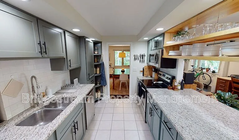 2125 Belloak Dr — Photo 6