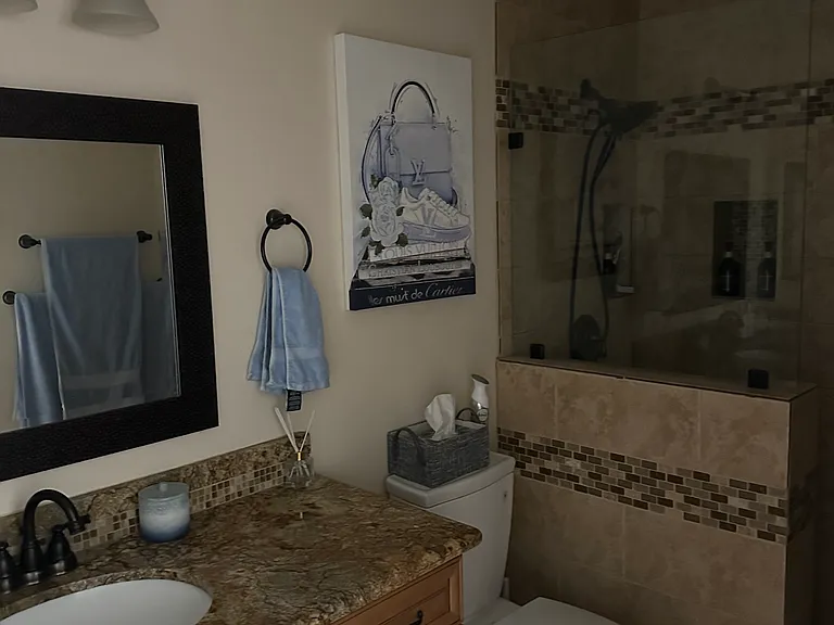 Irwin Cir — Photo 17