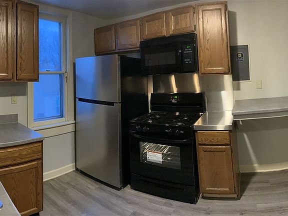 5th image of 656 Chatham St NW #2S