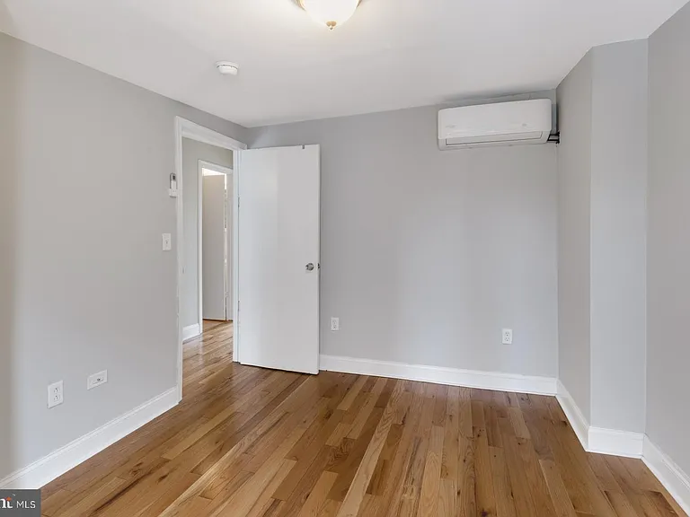 1302 N 19th St #2 — Photo 18