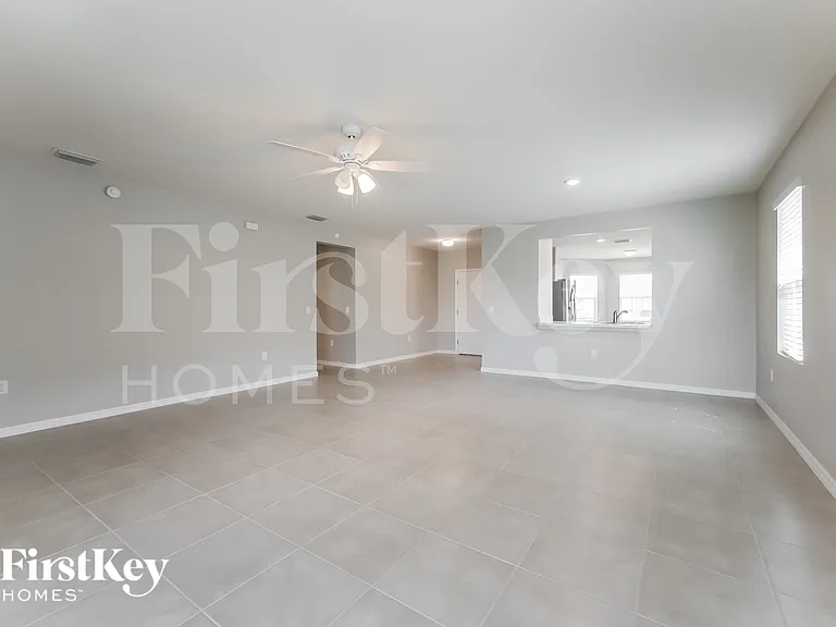 27993 Arrowhead Cir — Photo 4