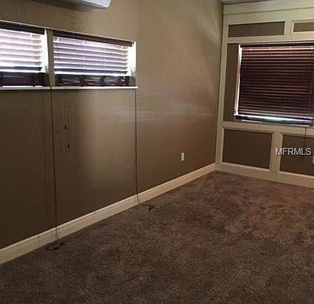 5th image of 834 S Primrose Dr