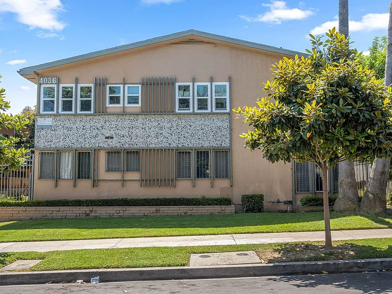 4030 & 4036 S Gelber Pl — Photo 3