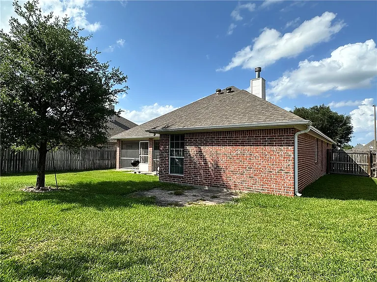 3908 Tournay Ln — Photo 13