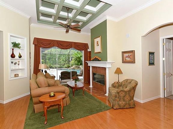 4th image of 7657 Harrington Ln