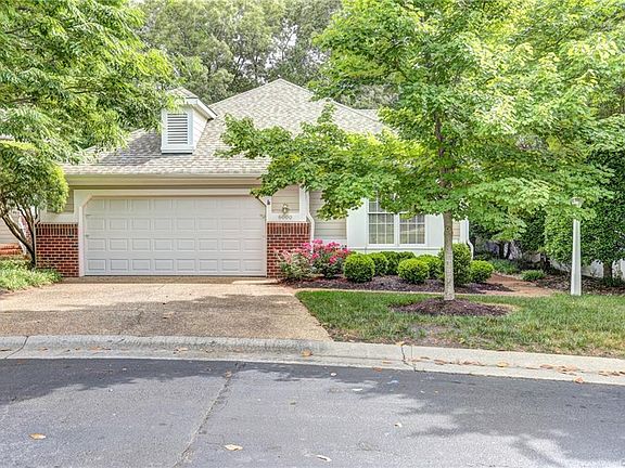 2nd image of 6000 Dominion Fairways Pl