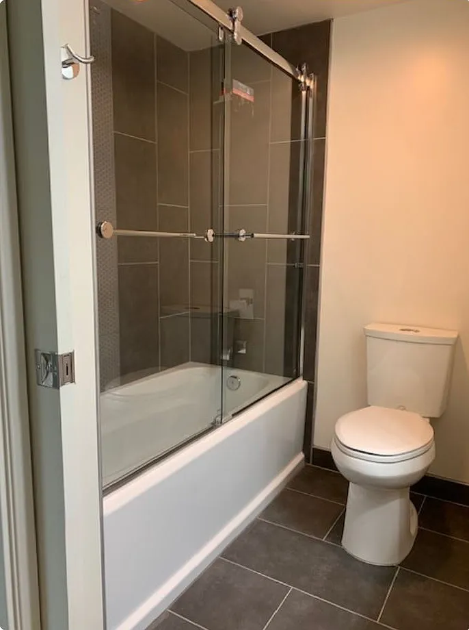 3 bed, 1170 sqft, $3,500 — Photo 2