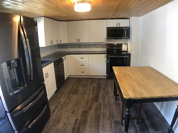 4th image of 805 Sheridan St