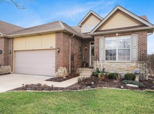10051 Prairie Knoll Ct, Saint John, IN 46373