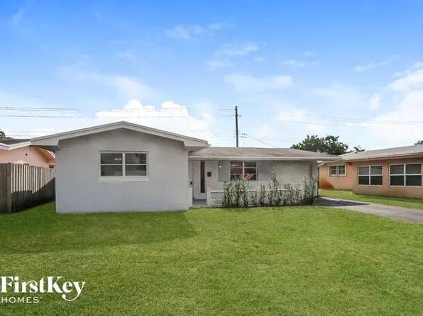 8660 NW 16th St, Hollywood, FL 33024