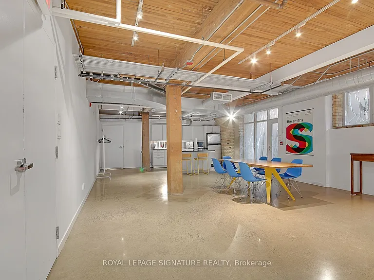 955 Queen St W #Penthouse 08 — Photo 31