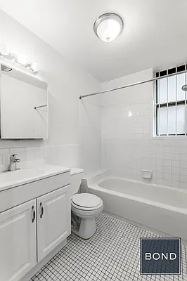 Rented by Bond New York | media 14