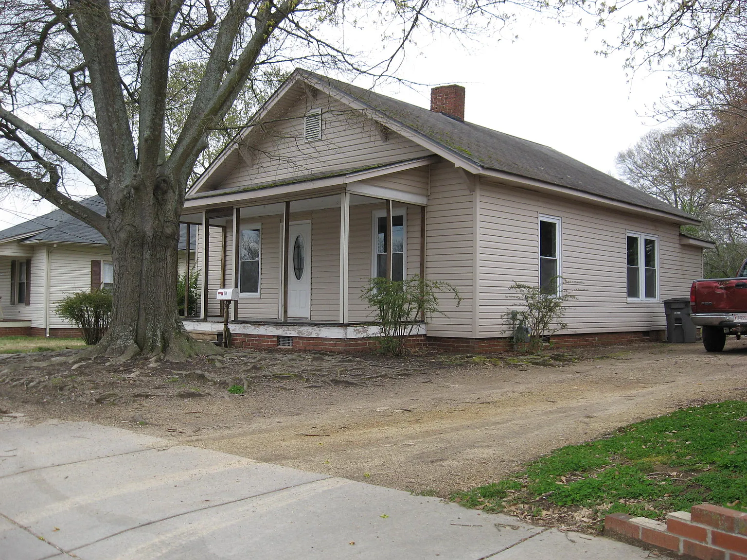 2 bed, 970 sqft, $1,200 — Photo 2