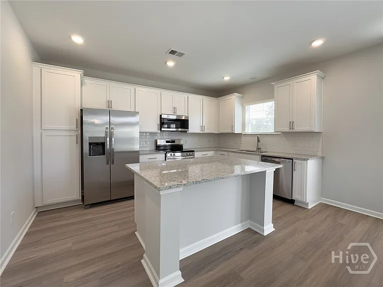 115 Melody Dr — Photo 8